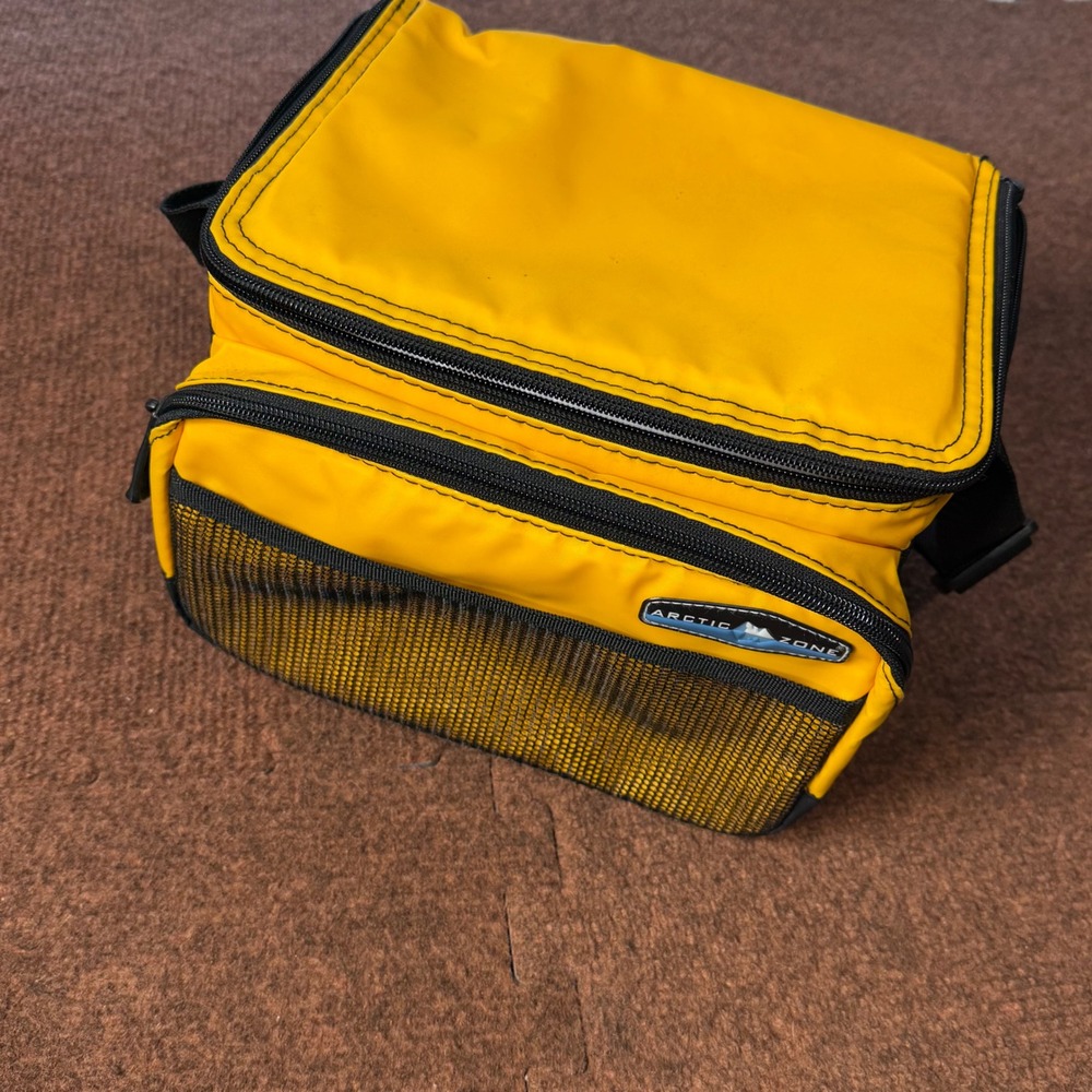 A+ Arctic Zone Insulated Lunch Bag Yellow Black Dual Compartment Shoulder Strap
